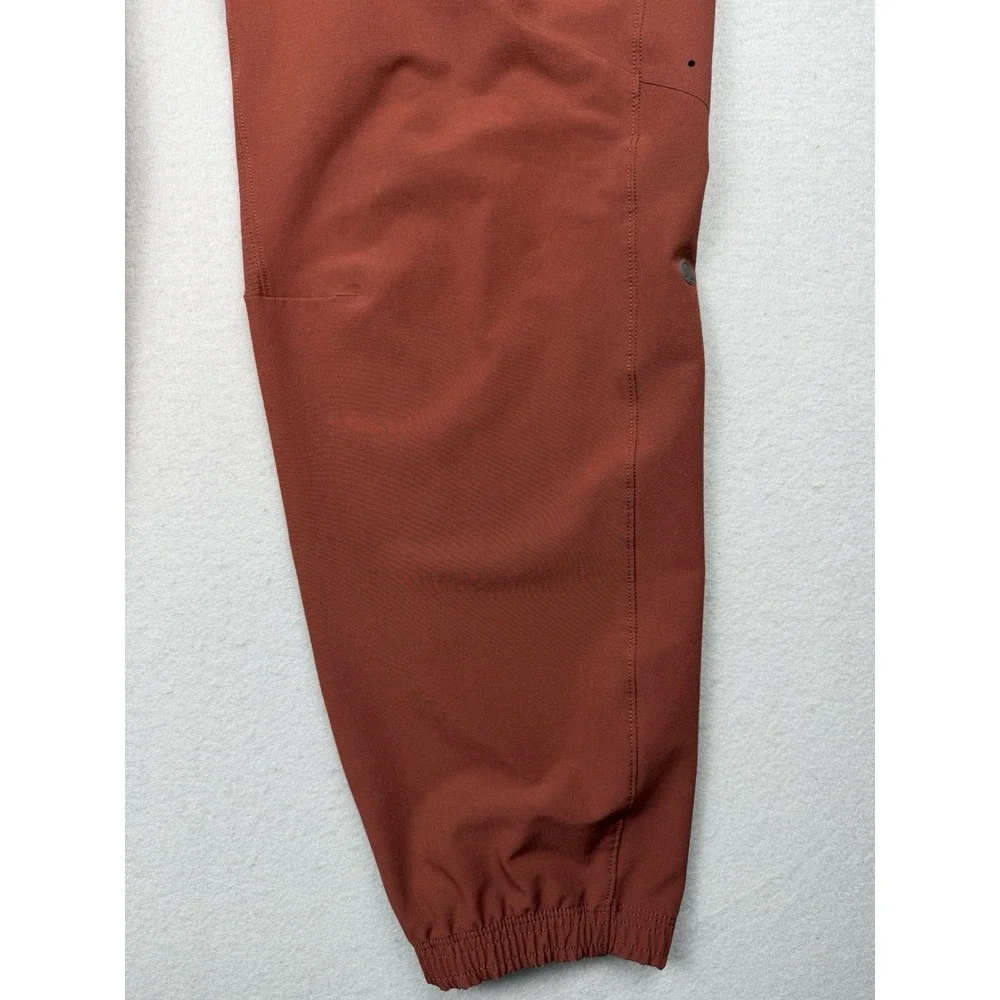 lululemon athletica pre owned